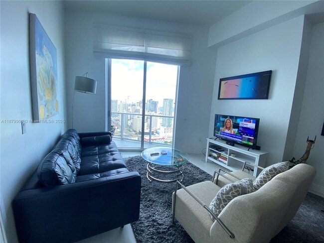 Building Photo - 185 SW 7th St