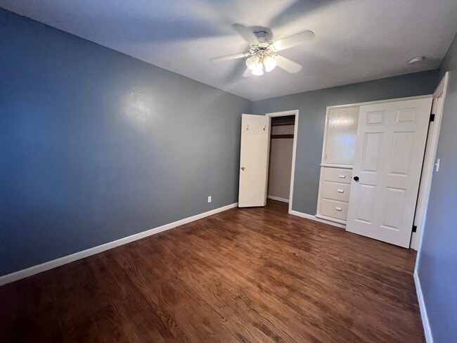 Building Photo - Byron Center Schools - Ranch Style Home!