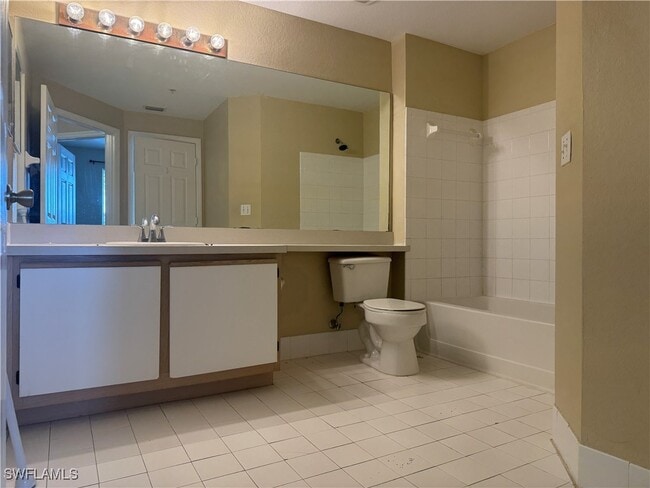 Building Photo - 6321 Aragon Way