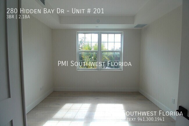Building Photo - 280 Hidden Bay Dr