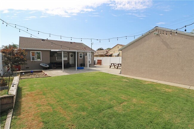 Building Photo - 412 Catalpa Ave