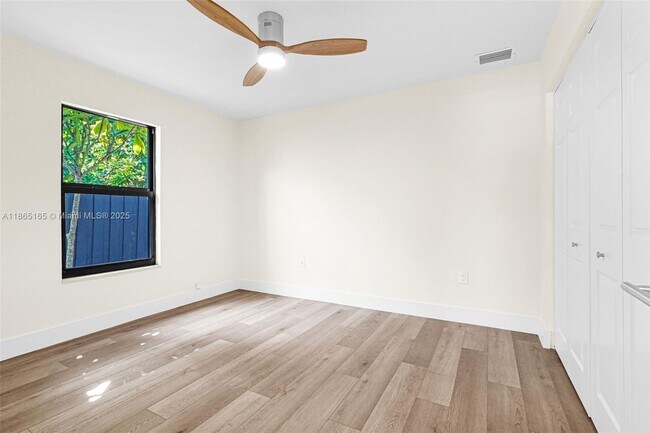 Building Photo - 136 NW 53rd St