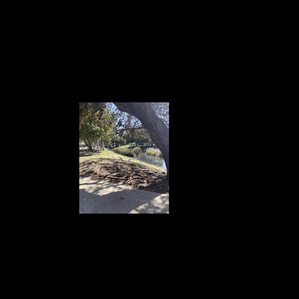 Building Photo - 604 Sunfish Way