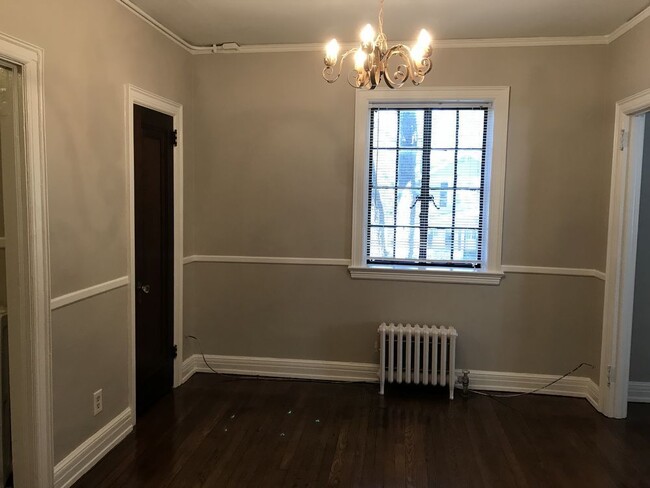 Building Photo - Winburn Court Apartments