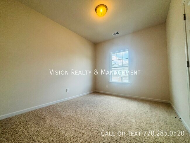 Building Photo - 206 Bastian Dr