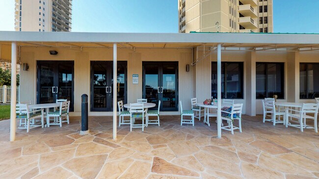 Building Photo - 2800 N Ocean Dr