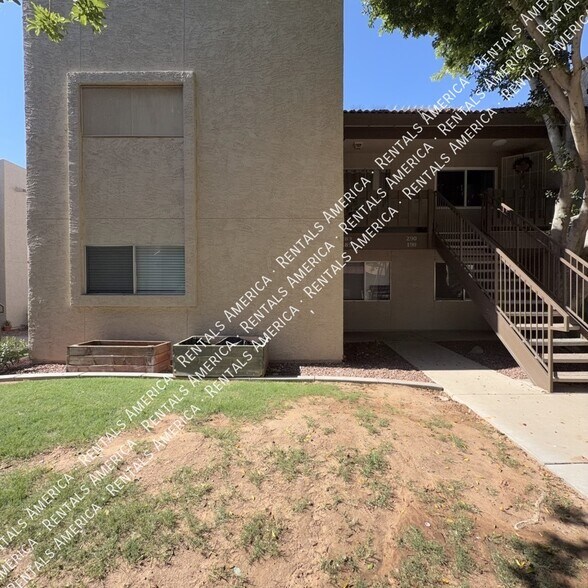Building Photo - 520 N Stapley Dr