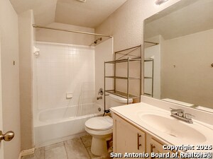 Building Photo - 702 Lorimor Ct