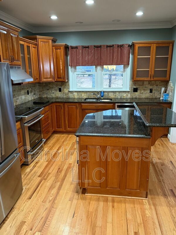 Building Photo - 113 Tupelo Dr