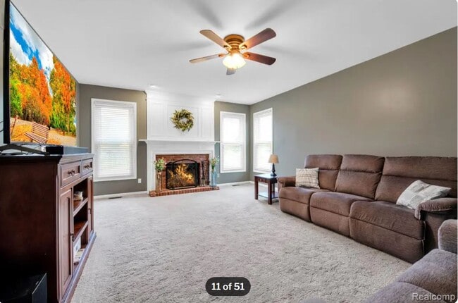 Building Photo - 47643 Ashford Dr S