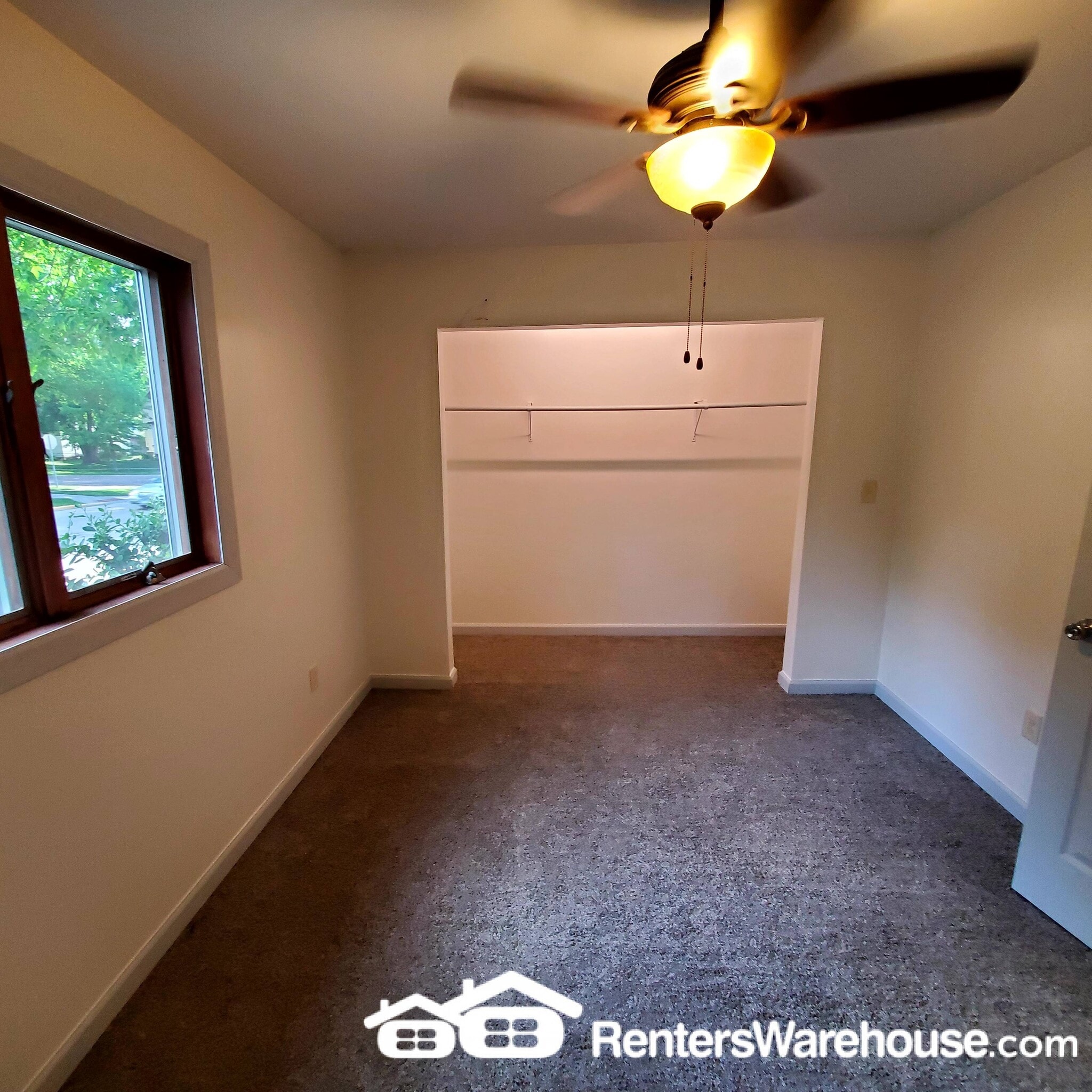 Building Photo - 224 N Nicollet St