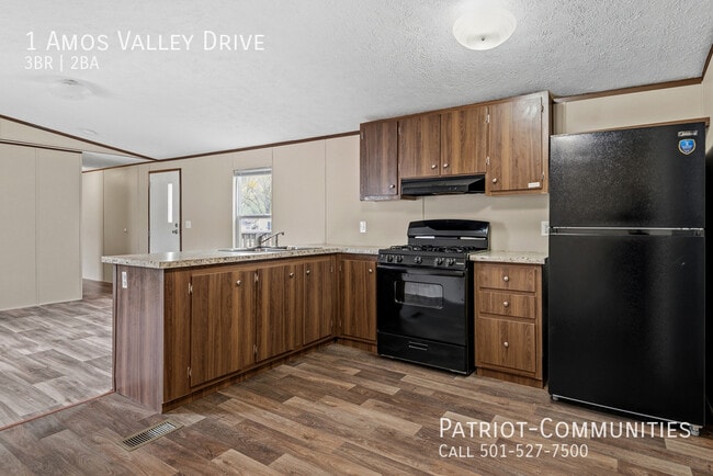 Building Photo - 1 Amos Valley Dr