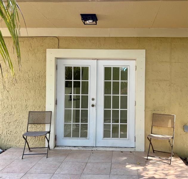 Building Photo - 1217 NW 7th Ave