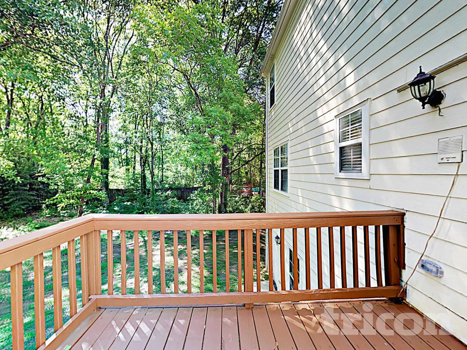 Building Photo - 209 Greenland Ct