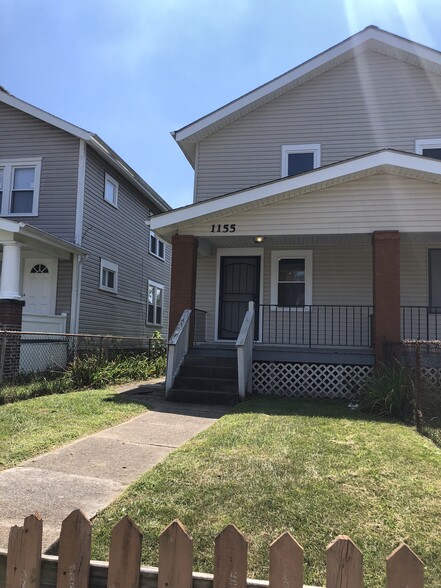Building Photo - 1155 E 18th Ave