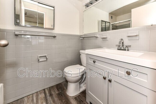 Building Photo - 6621 Wakefield Dr