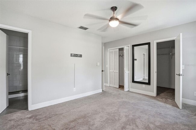 Building Photo - 727 N Himes Ave