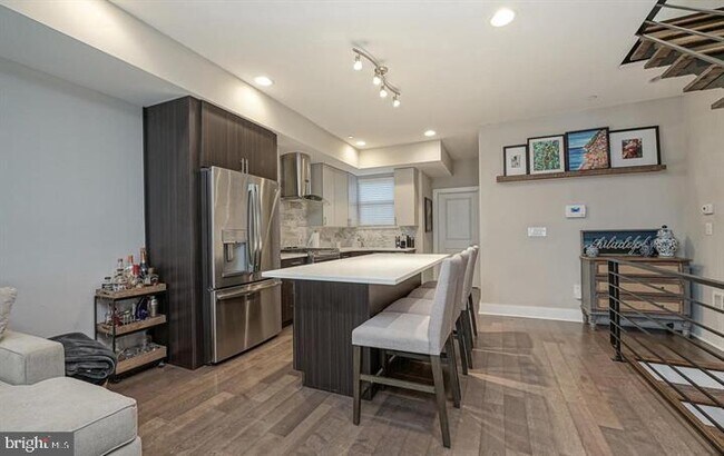 Building Photo - 2514 Frankford Ave