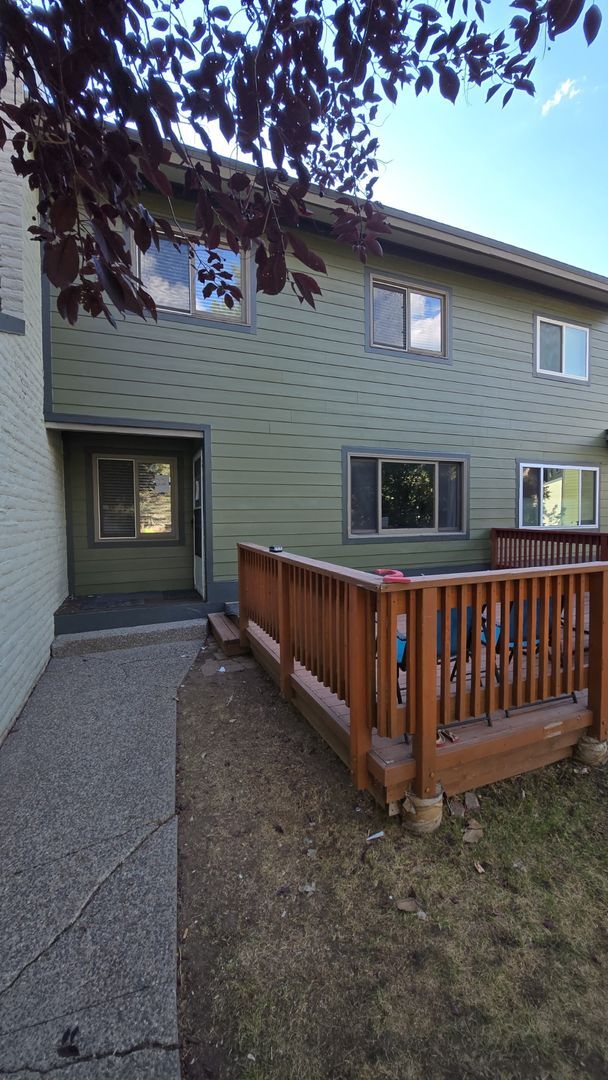Building Photo - 2 Bed | 1 Bath | 968 Sq. Ft. | Long-Term Rental in Steamboat Springs