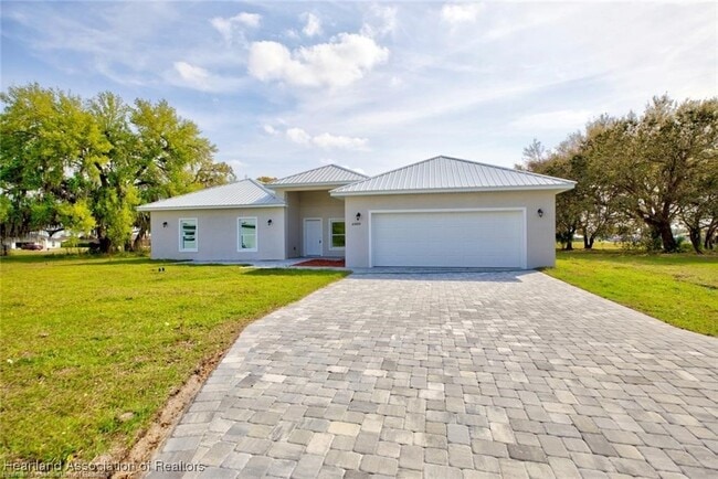 Building Photo - 6909 Salem Ct