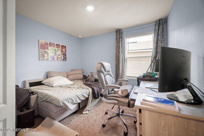 Building Photo - 6092 Bucking Bronco Dr