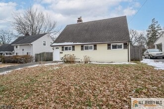 Building Photo - 118 Colonia Blvd