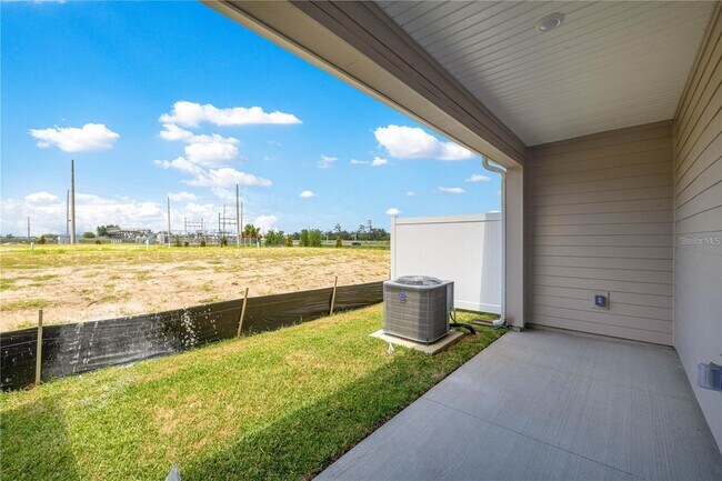 Building Photo - 4823 SW 81st Lp