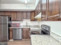 Building Photo - 4570 Conwell Dr