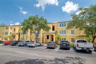 Building Photo - Beautifully remodeled Condo in Gated Venetian Place, Orlando