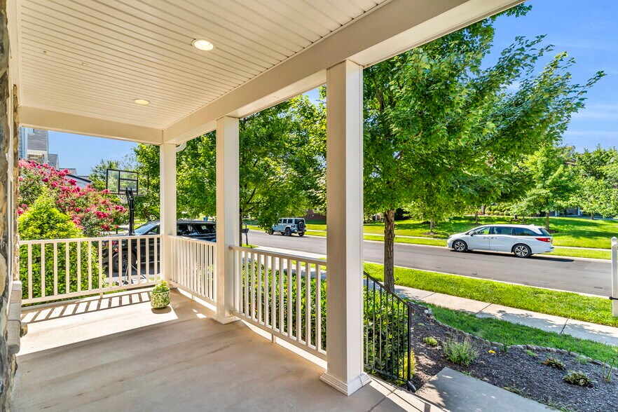 Building Photo - 42522 Stratford Landing Dr