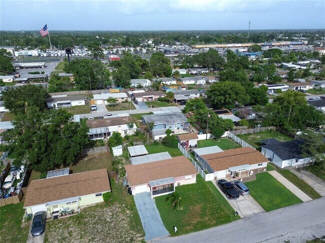Building Photo - 2048 Melody Dr