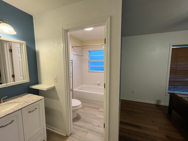 Building Photo - 5026 6th Ave N