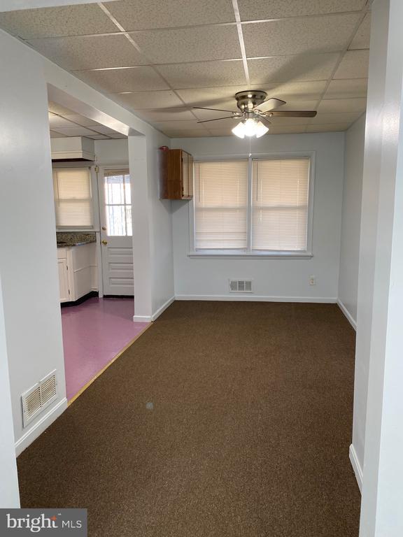 Building Photo - 2167 Graythorn Rd