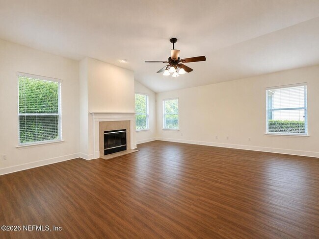 Building Photo - 5204 Comfort Ct