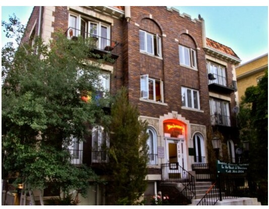 Building Photo - Embassy Arms