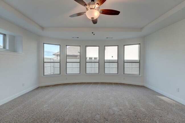 Building Photo - Must See 5 Bed 4.5 Bath in Northlake