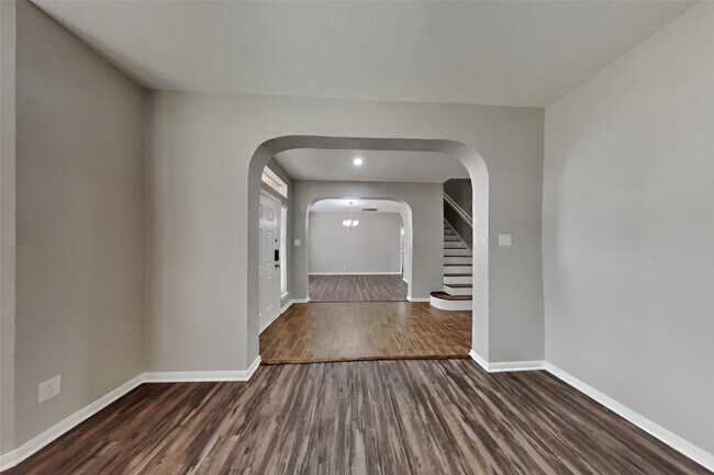 Building Photo - 3718 Lauderwood Ln