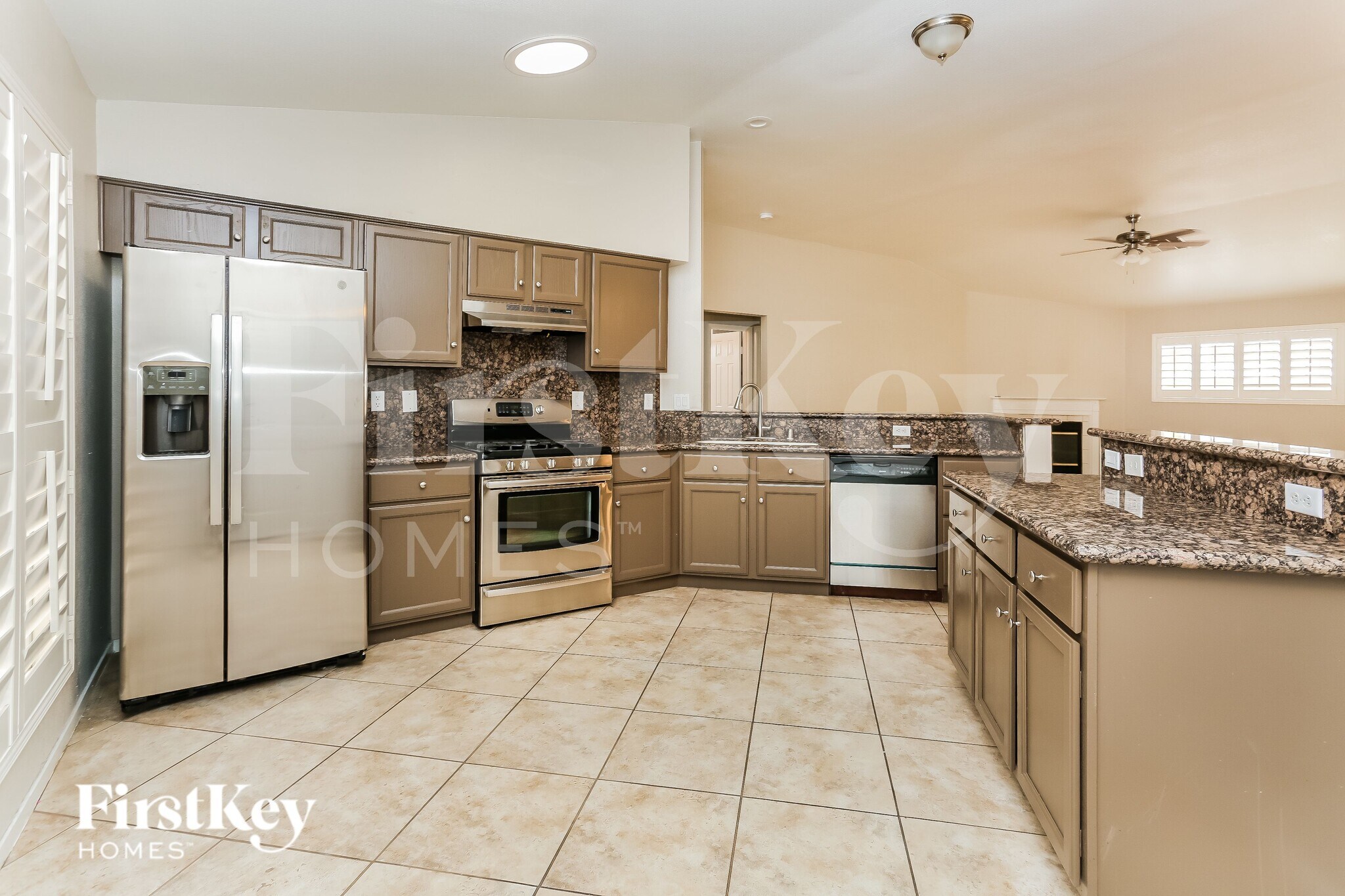 Building Photo - 4933 Glenarden Dr