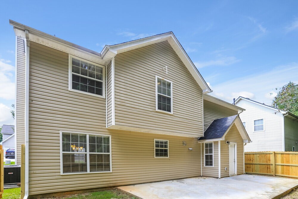 Building Photo - 2350 Sapphire Ct