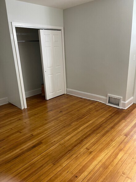 Master Bedroom - 19 Greenwood Hill St