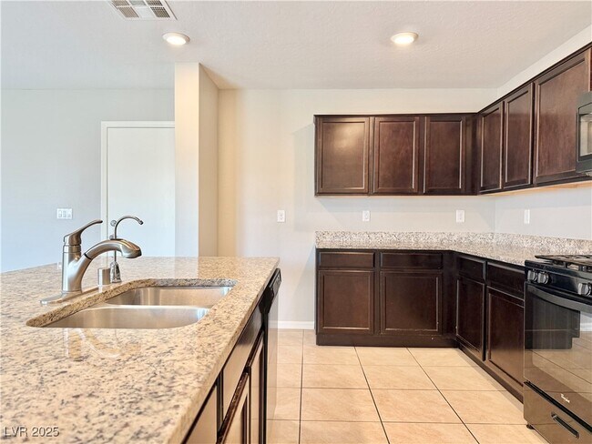 Building Photo - 4563 Cotton Quail Ave