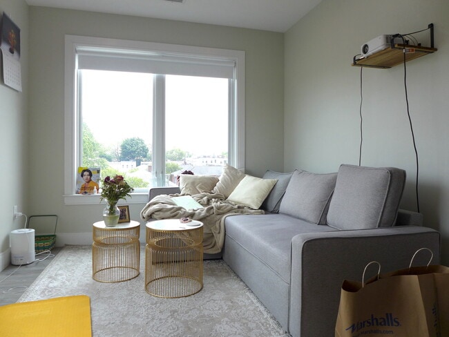 Building Photo - 11 Frederick St