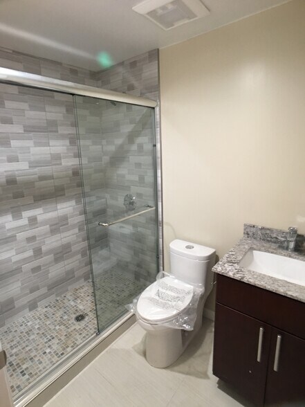 Building Photo - 1379 19th Ave