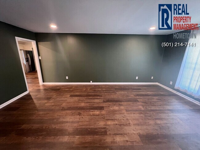 Building Photo - 1714 Biscayne Dr