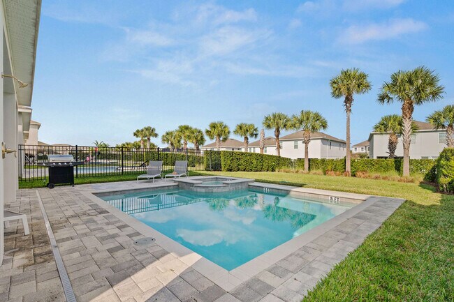 Building Photo - 301 Burma St