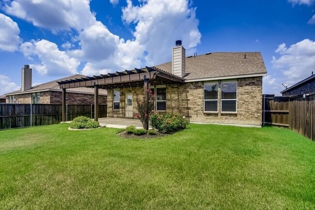 Building Photo - Charming 4-Bedroom Home in Devonshire with Spacious Living Areas and Gorgeous Backyard Oasis.