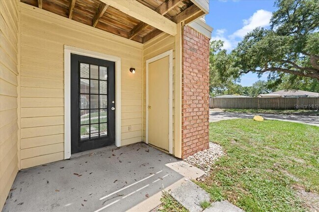Building Photo - 8641 Fancy Finch Dr