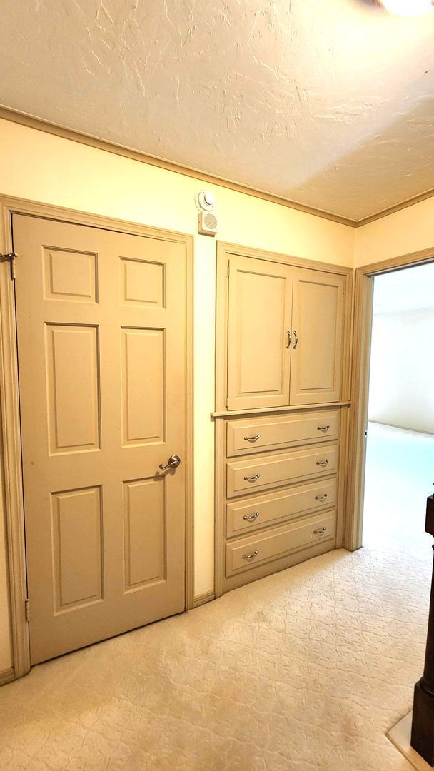 Building Photo - 3 Bed 2 Bath Townhome in Lakehurst Add NW OKC