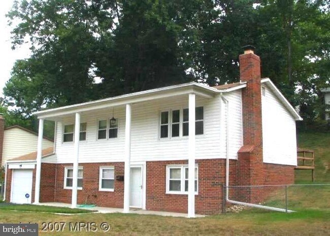 Building Photo - 4522 Glendale Rd