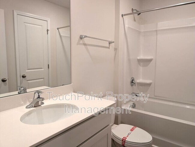 Building Photo - 5131 Hyrule Dr
